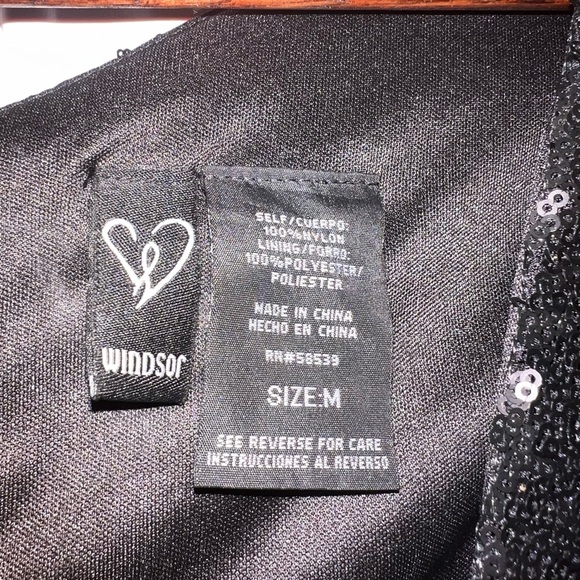 Windsor Black Sequin Side-Scrunch Low Cut Sequin Mini Dress Size Medium EUC - Picture 3 of 4